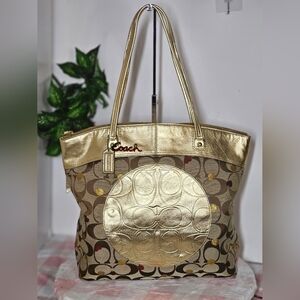 EUC Coach Leather/Monogram  SHOULDER BAG